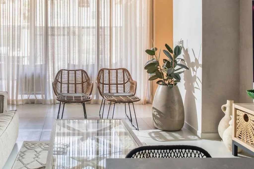 By Eezy - בית 4 חדרי שינה עם בריכה עד 10 אורחים Villa Eilat